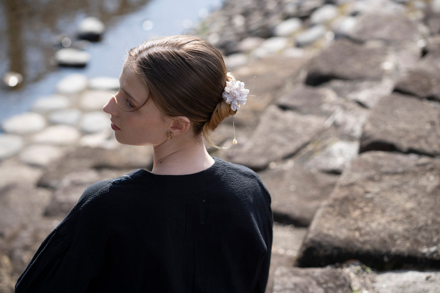 有松絞り-single Petal Bloom(champagne×アコヤ真珠)